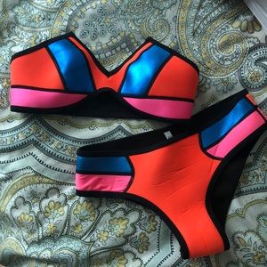 Neopreno neon bikini